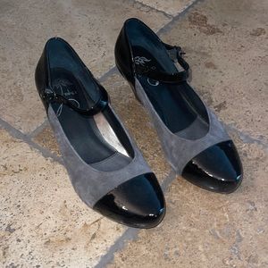 Dansko pumps. Grey (suede) and black (leather). US size 10, UK size 41.